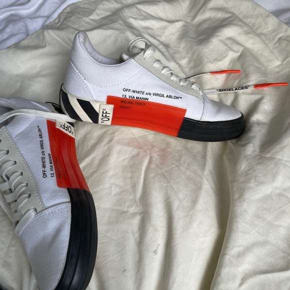 OFF-WHITE Van style Sneaker - Picture 4 of 5